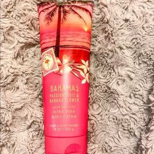 Bahamas Passionfruit and Banana Flower body cream